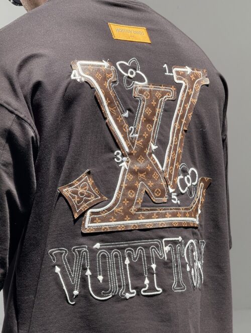 تیشرت چرم LV